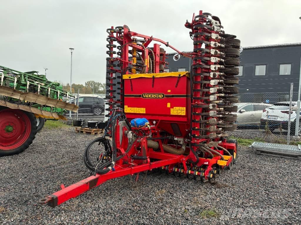 Väderstad Rapid800 Farm Drills