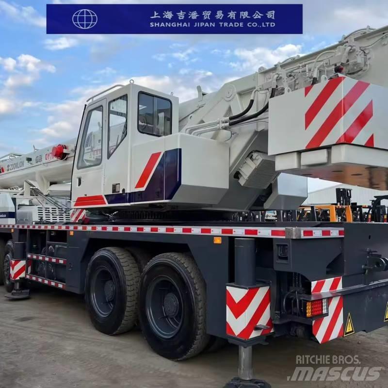 Zoomlion QY 70 V Mobile and all terrain cranes