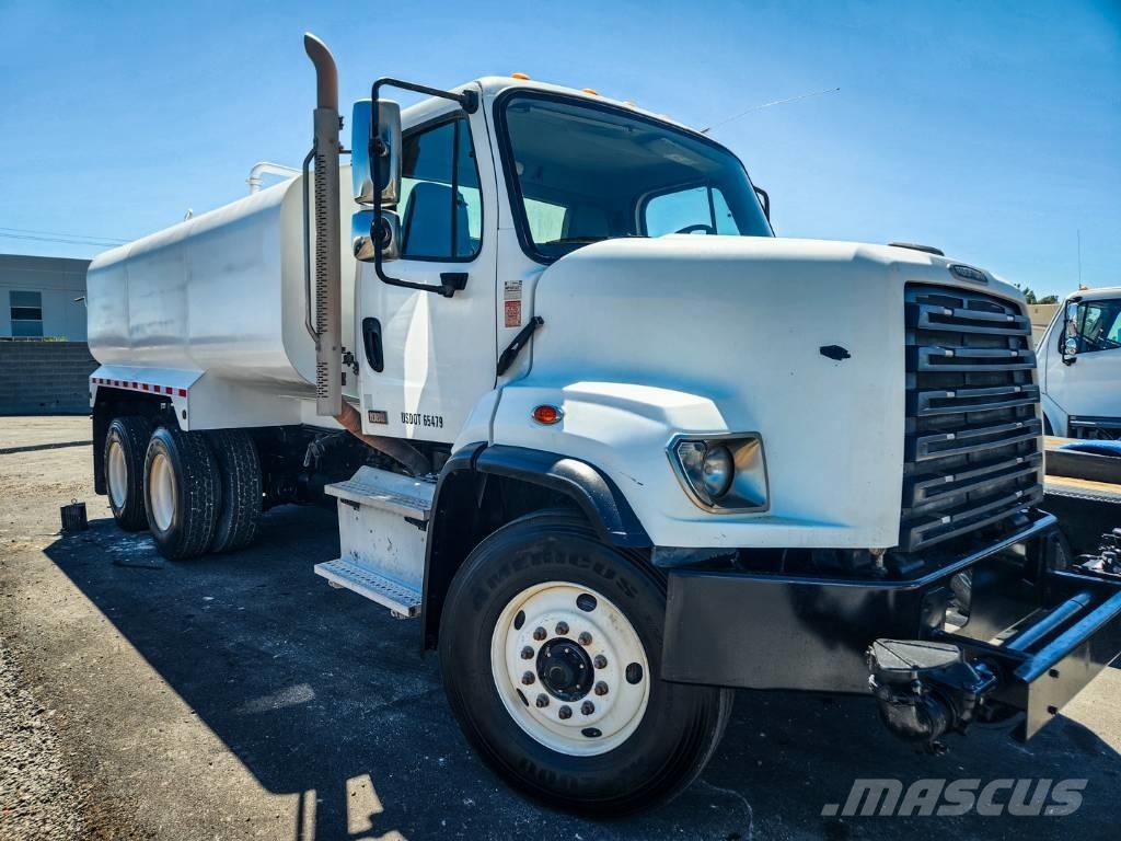 Freightliner 108 SD Water Tankers