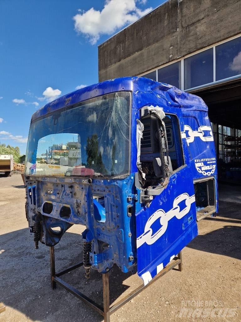 Volvo cab FH 4 500 Cabins and interior