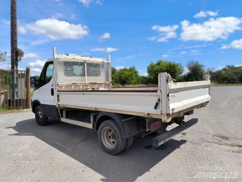 Iveco 35C 12 Pickup Trucks