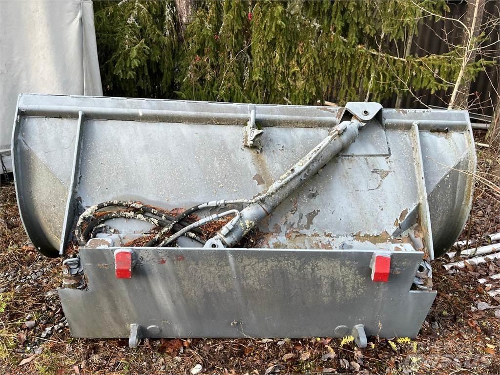 O&K MH5 Wheeled Excavators