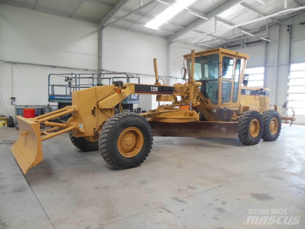 CAT 12 H - NA + Riper Motor Graders
