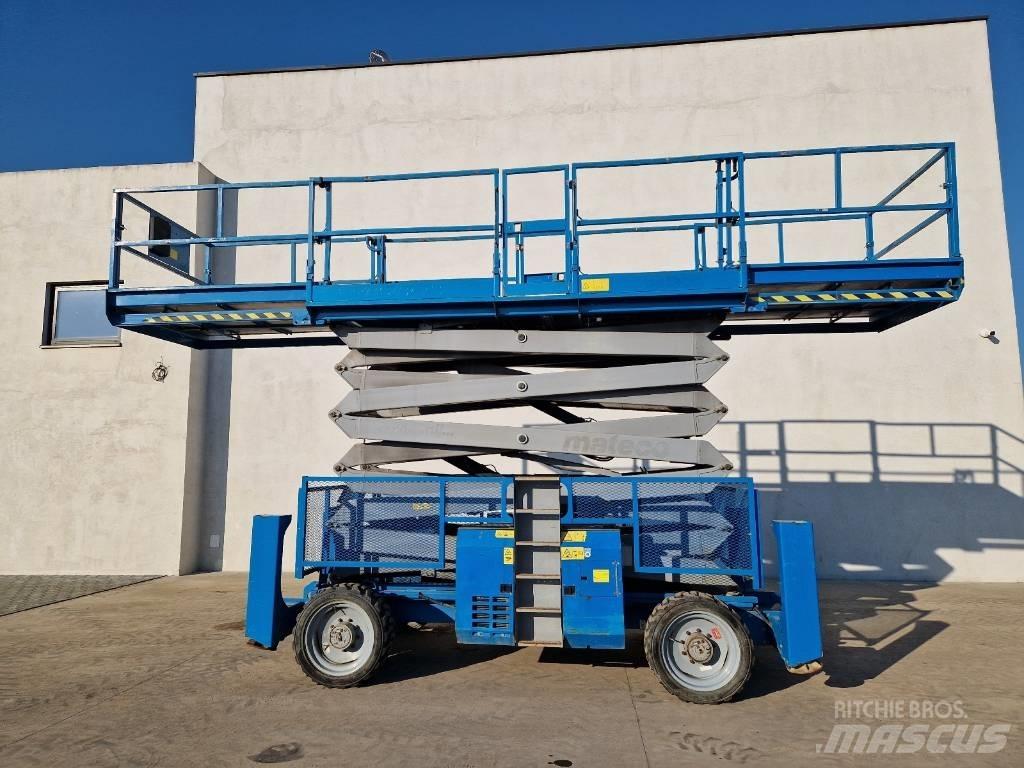 Genie GS 5390 R379 Scissor Lifts