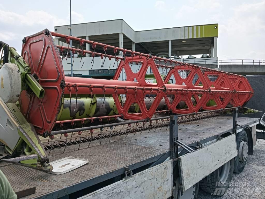 CLAAS C 600 Harvester Headers