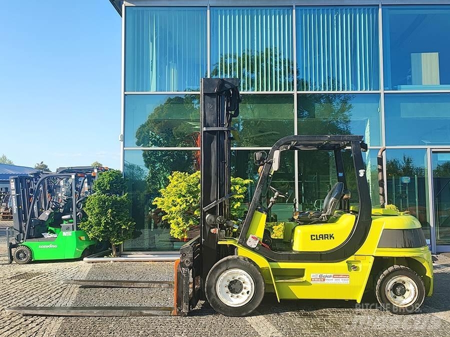 Clark CMP40D Diesel Forklifts