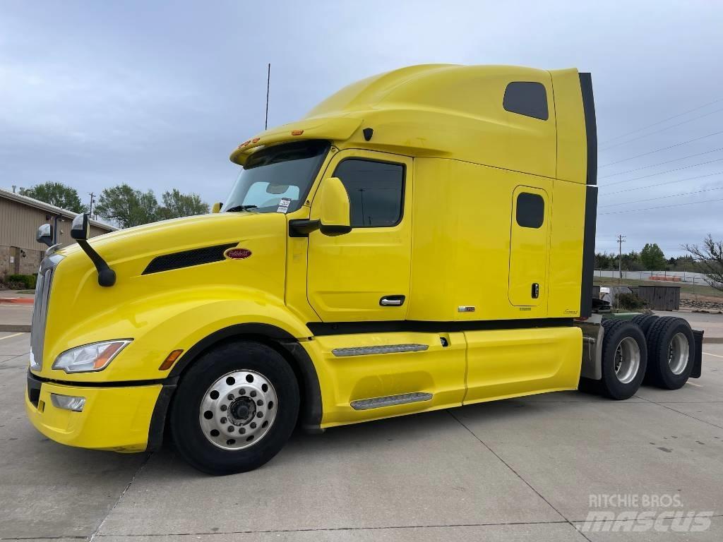 Peterbilt 579 Conventional Trucks / Tractor Trucks