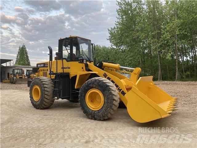 Komatsu WA380-3 Backhoe Loaders