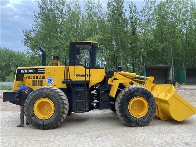 Komatsu WA380-3 Backhoe Loaders