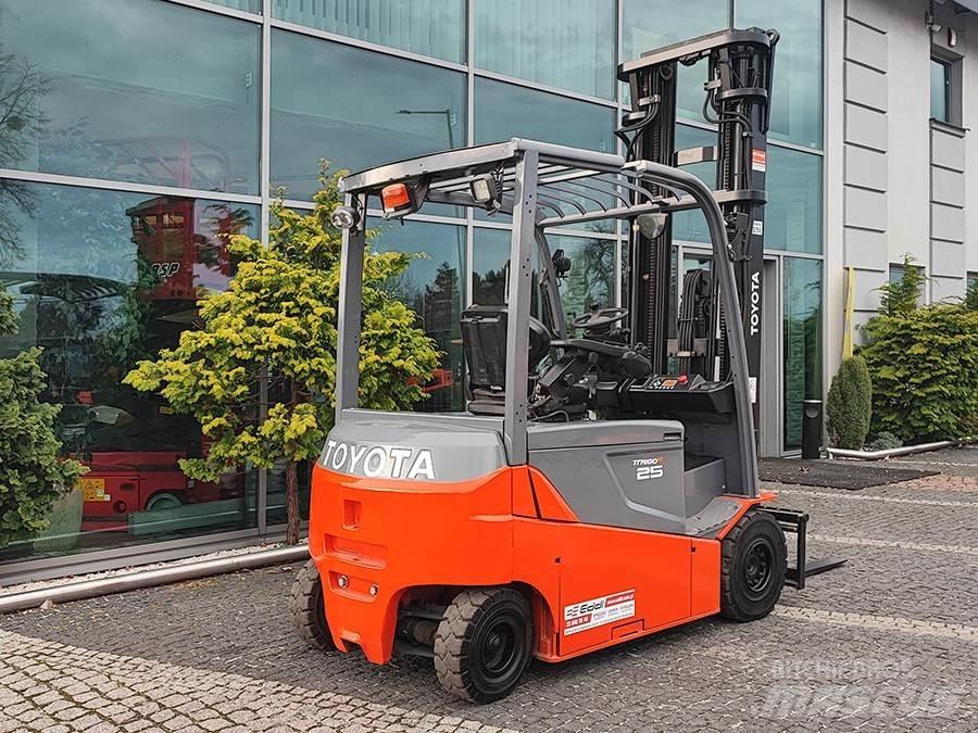 Toyota 8FBMT25 Electric Forklifts