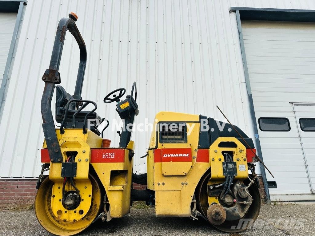 Dynapac CC 102 Twin drum rollers