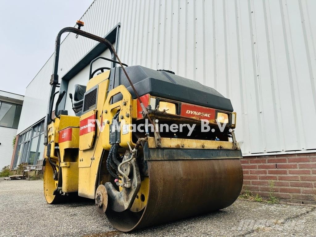 Dynapac CC 102 Twin drum rollers
