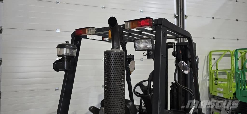 Doosan D 30 GP Diesel Forklifts