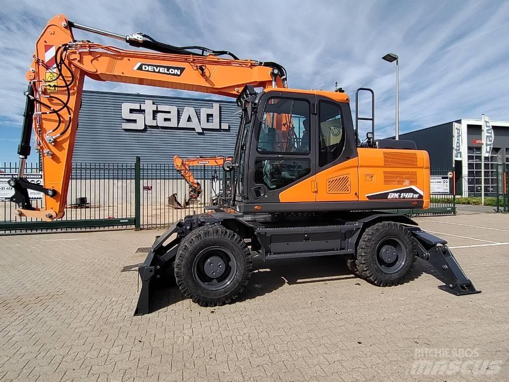 Develon DX140W-7 Wheeled Excavators