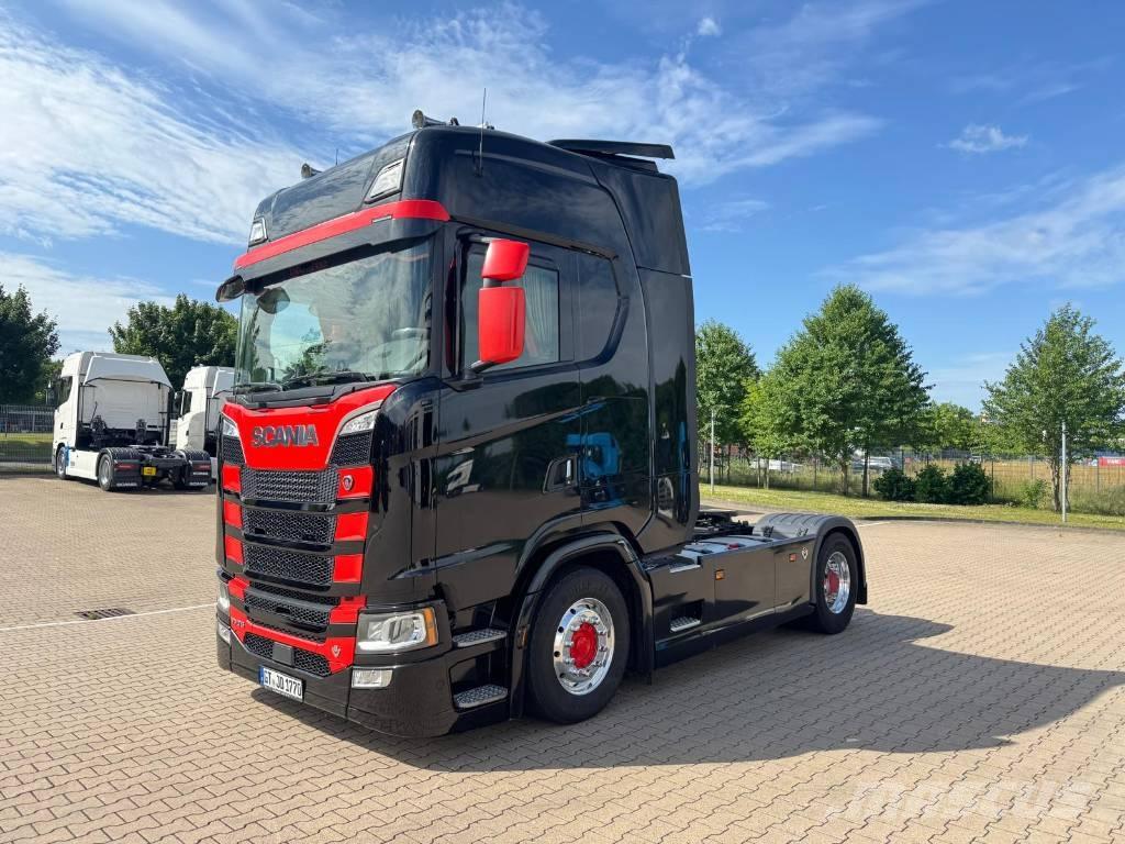 Scania 770 S Conventional Trucks / Tractor Trucks