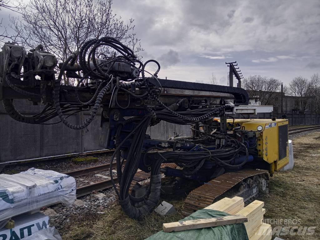 Hütte HBR 502 Digger Derricks trucks