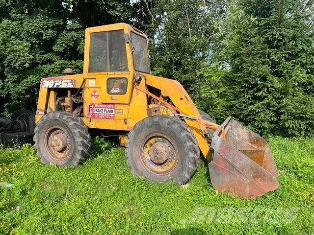 Clark Radlader Wheel Loaders