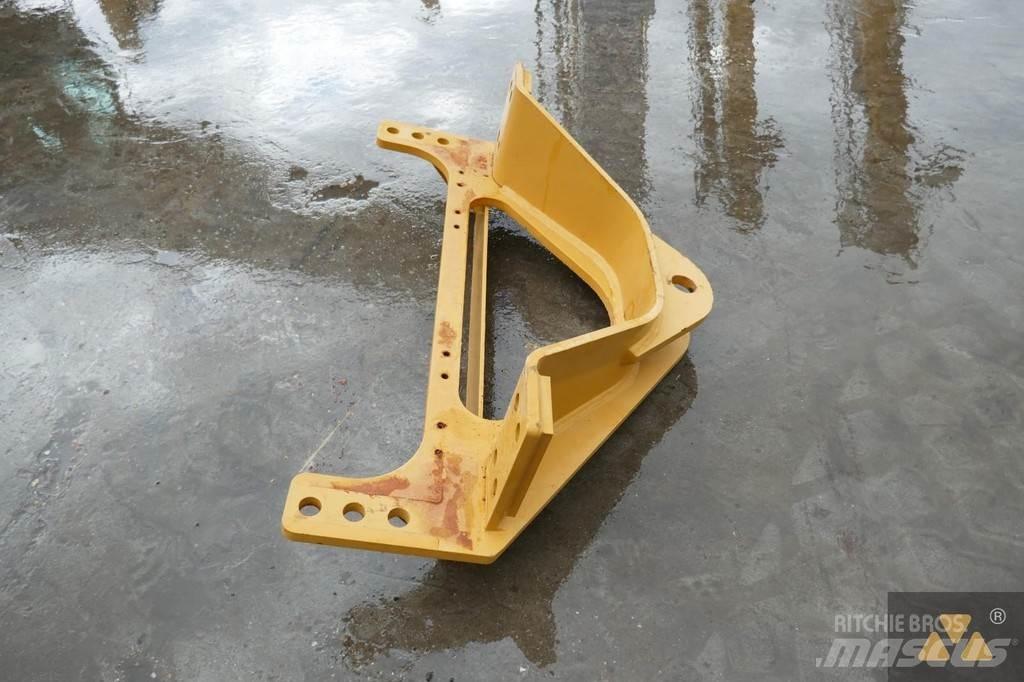CAT 140M3 Drawbar Other Components