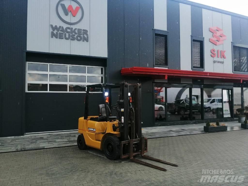 CAT DP 25 K Diesel Forklifts