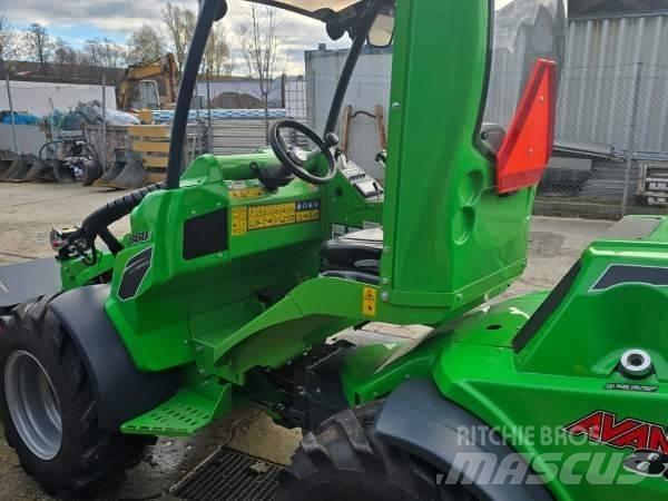 Avant 860 i Skid Steer Loaders