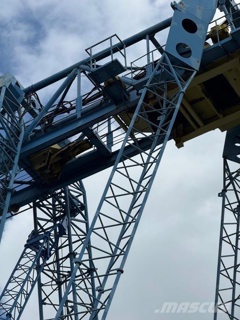 Voest Alpine P22 Other Cranes and Lifting Machines