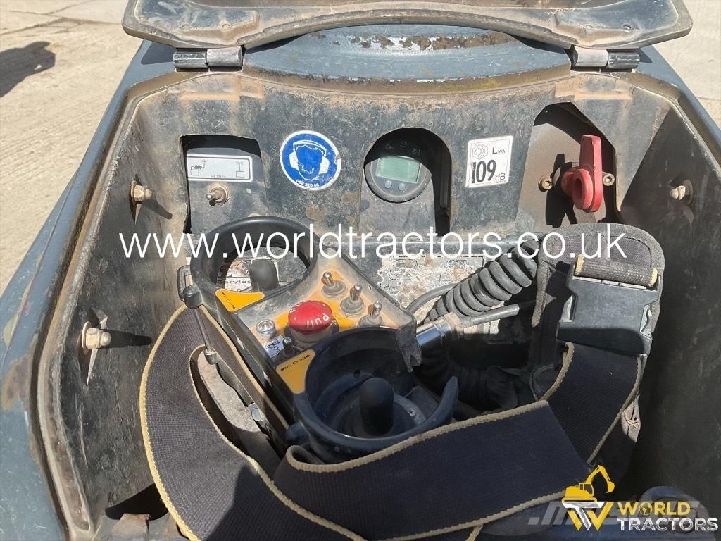 Bomag BMP 8500 Plate Compactors