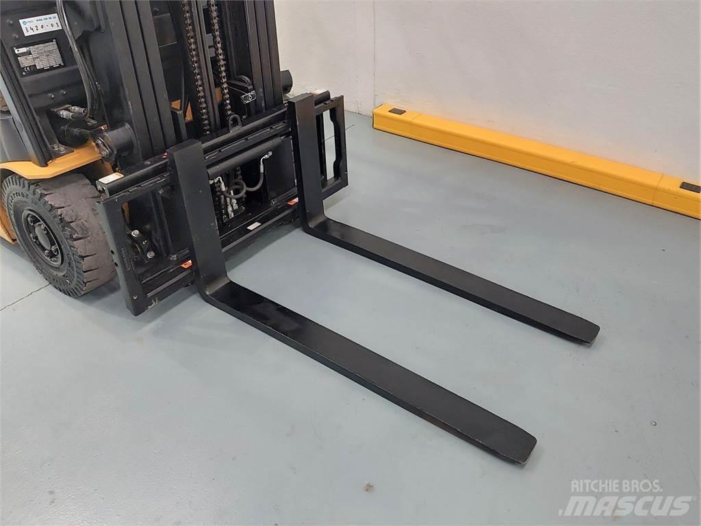 CAT EP18CPNT Electric Forklifts