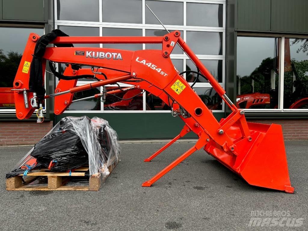 Kubota LA454ST Compact tractor attachments