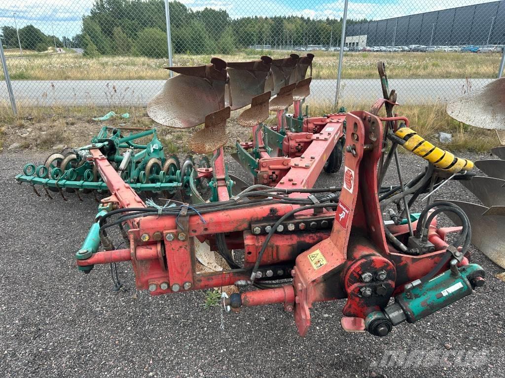 Kverneland EM85 Reversible ploughs