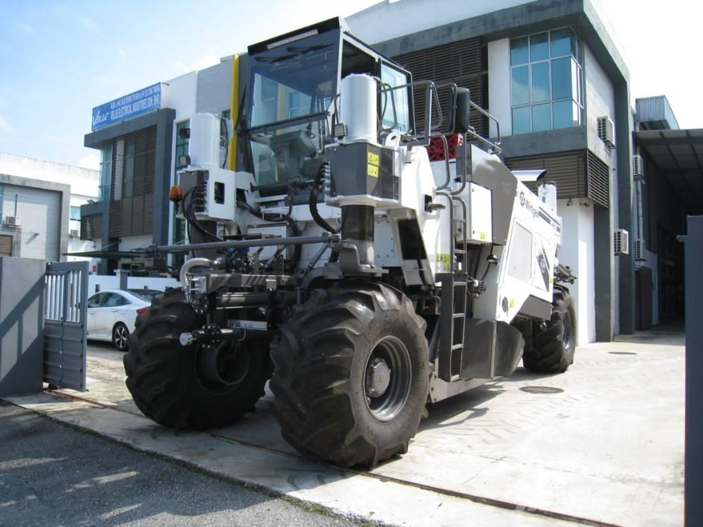 Wirtgen WR 2500 Asphalt Recycling Equipment