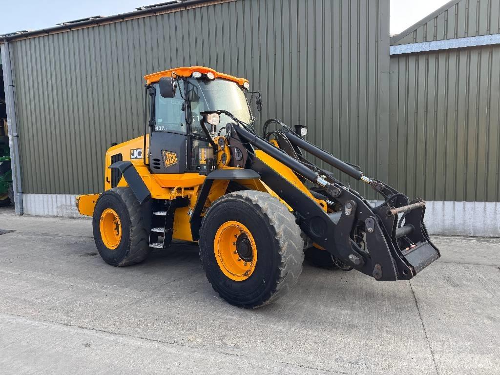 JCB 437 HT Agri Multi purpose loaders