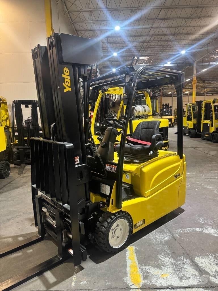 Yale ERP 040 VT Electric Forklifts