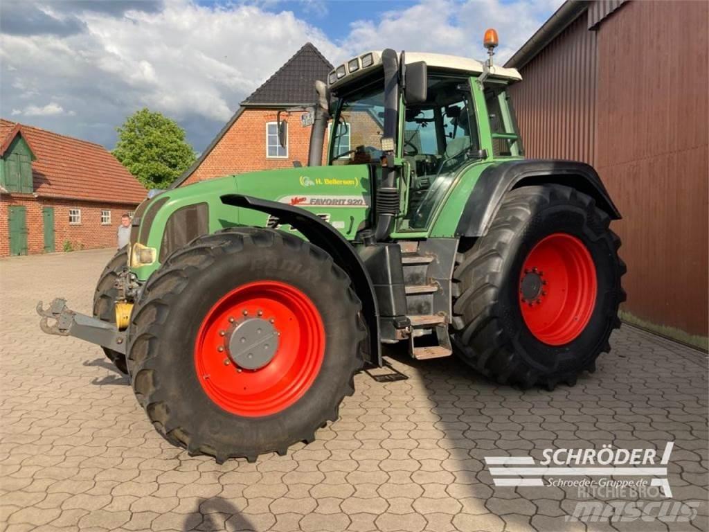 Fendt 920 VARIO Tractors