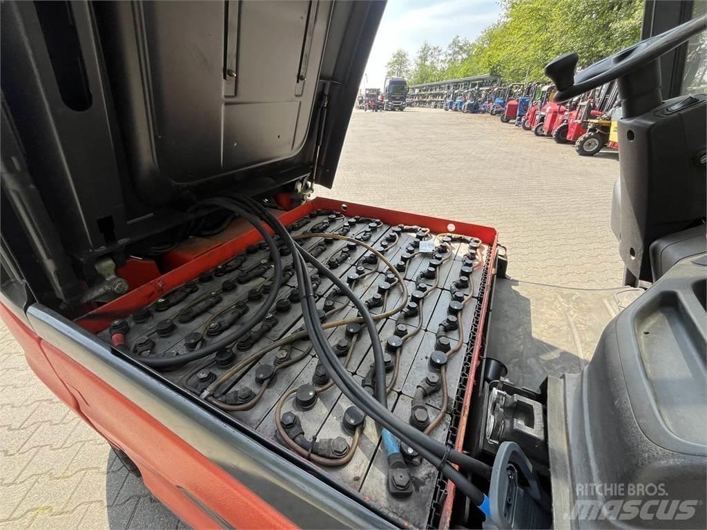 Linde E45 Electric Forklifts