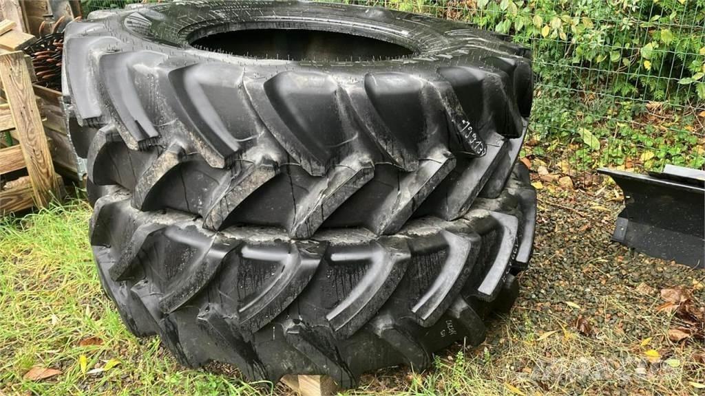 Ceat 420/90R30 Tires, wheels and rims