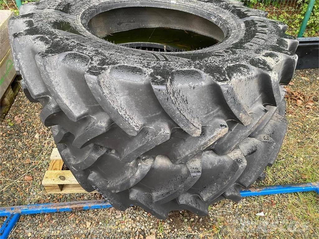 Ceat 420/90R30 Tires, wheels and rims