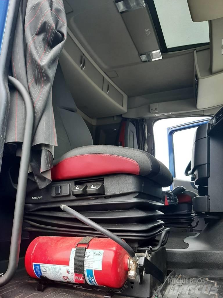 Volvo FH 13 Dump Trucks