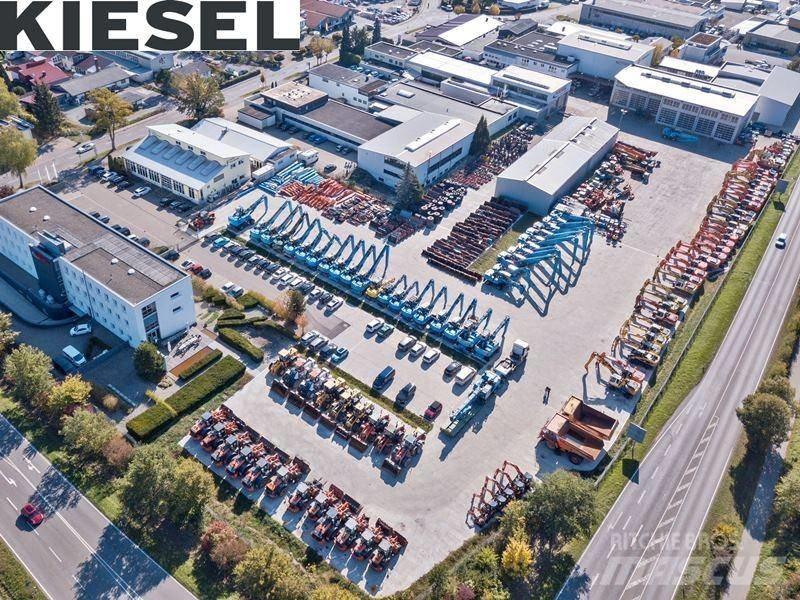 Fuchs MHL 335 E Waste / Industry Handlers
