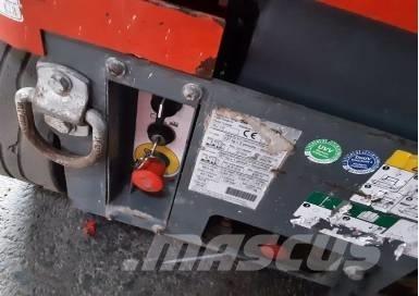 SkyJack SJ 12 Scissor Lifts