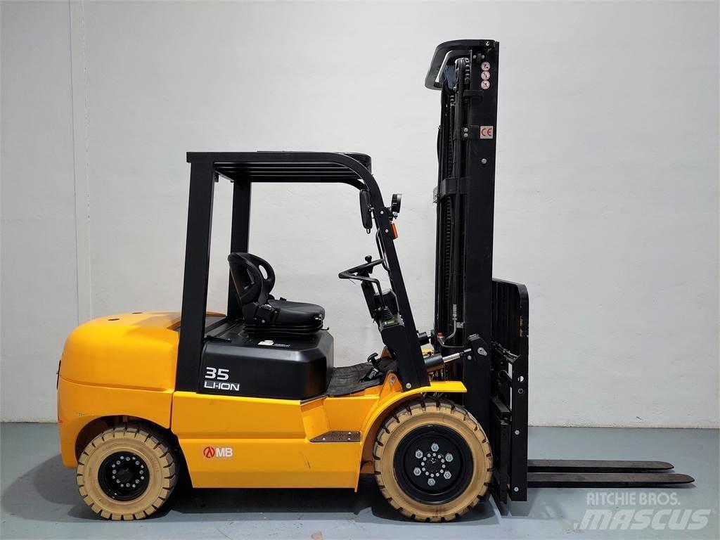 EFL352 Litio Electric Forklifts