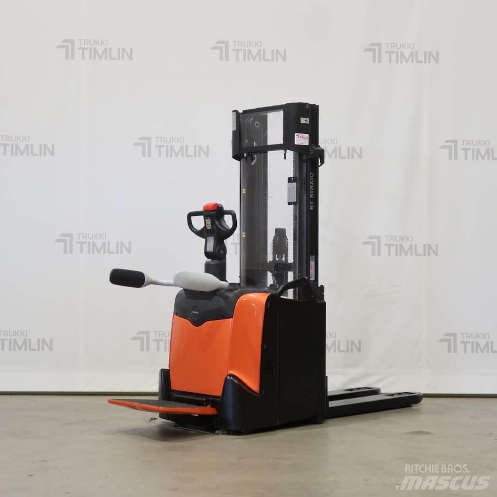Toyota SPE120L Self Propelled Stackers