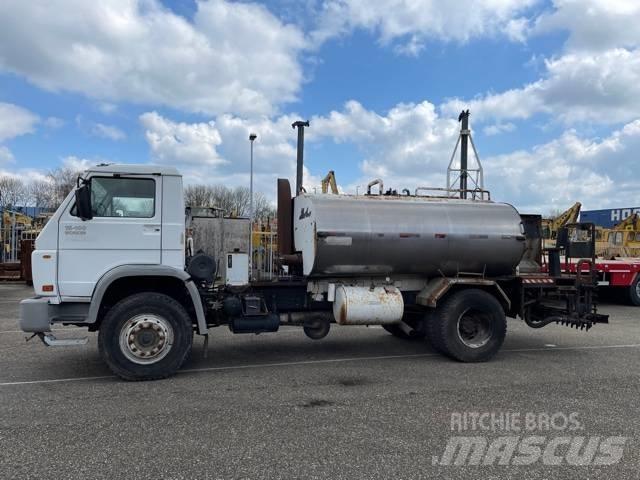 Volkswagen 15-180 Asphalt and Tar Sprayers and Sealers