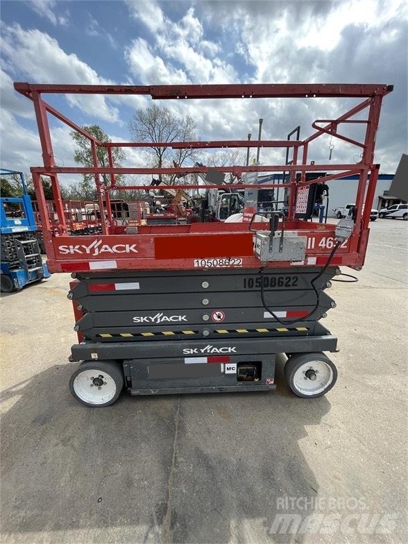 SkyJack SJ III 4632 Scissor Lifts