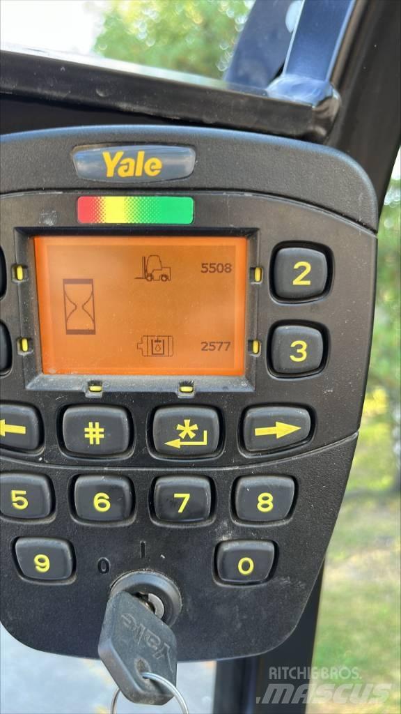 Yale ERP 16 VT Electric Forklifts