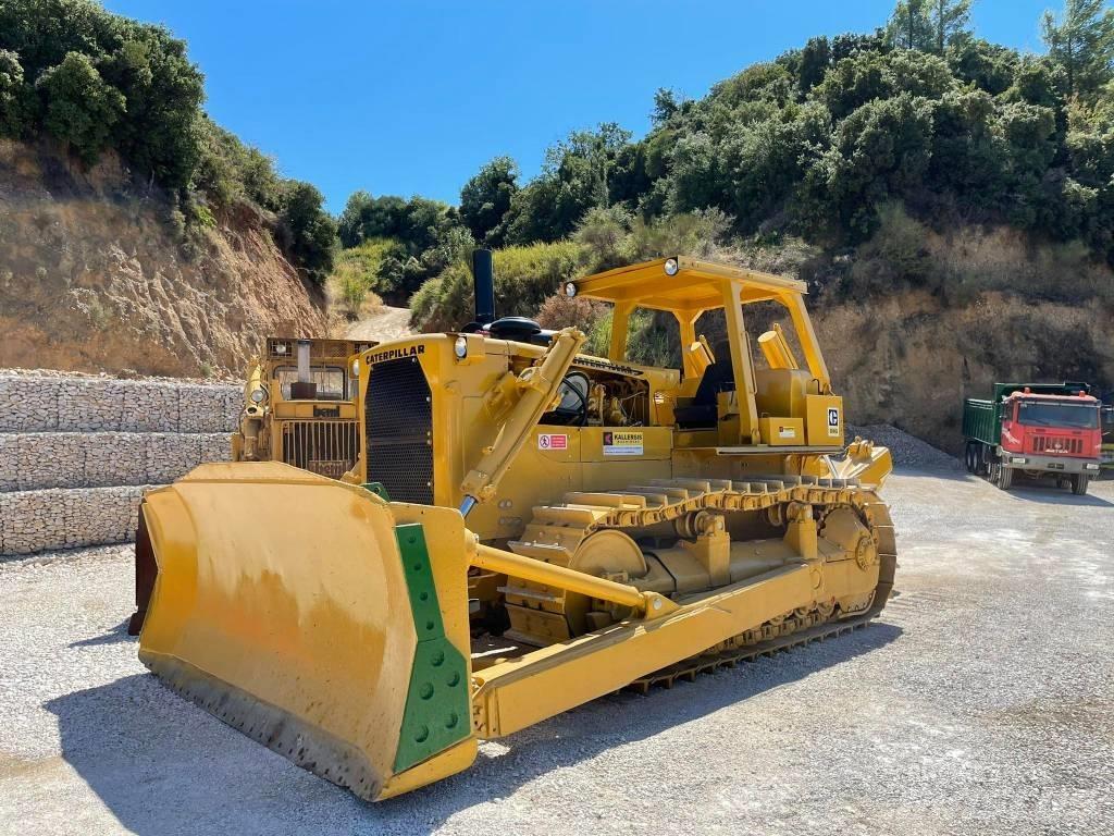 CAT D 9 G Crawler dozers