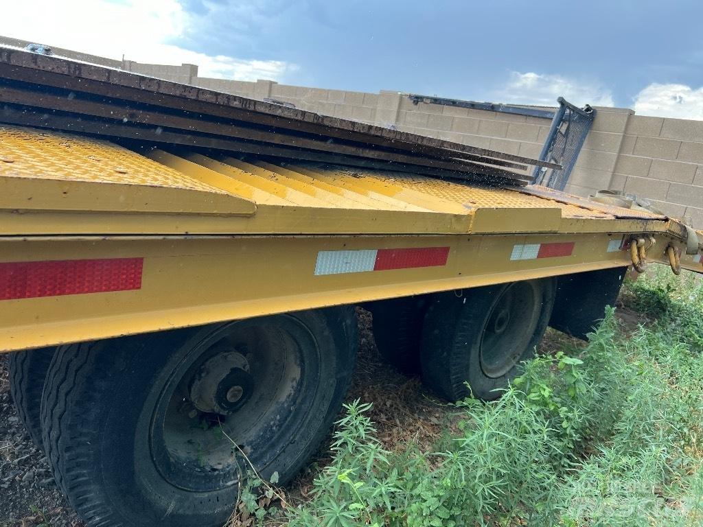  Wisconsin 20TADPH Flatbed Trailers