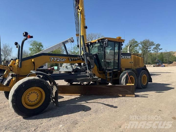 John Deere 772GP Motor Graders