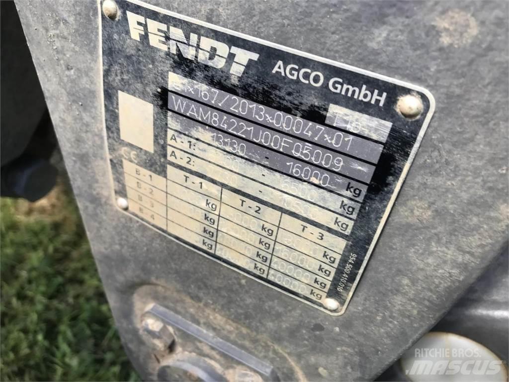 Fendt 828 Vario Tractors