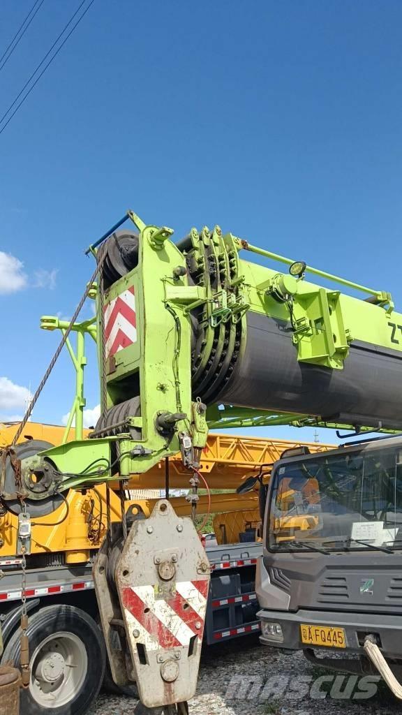 Zoomlion ZTC800 Mobile and all terrain cranes