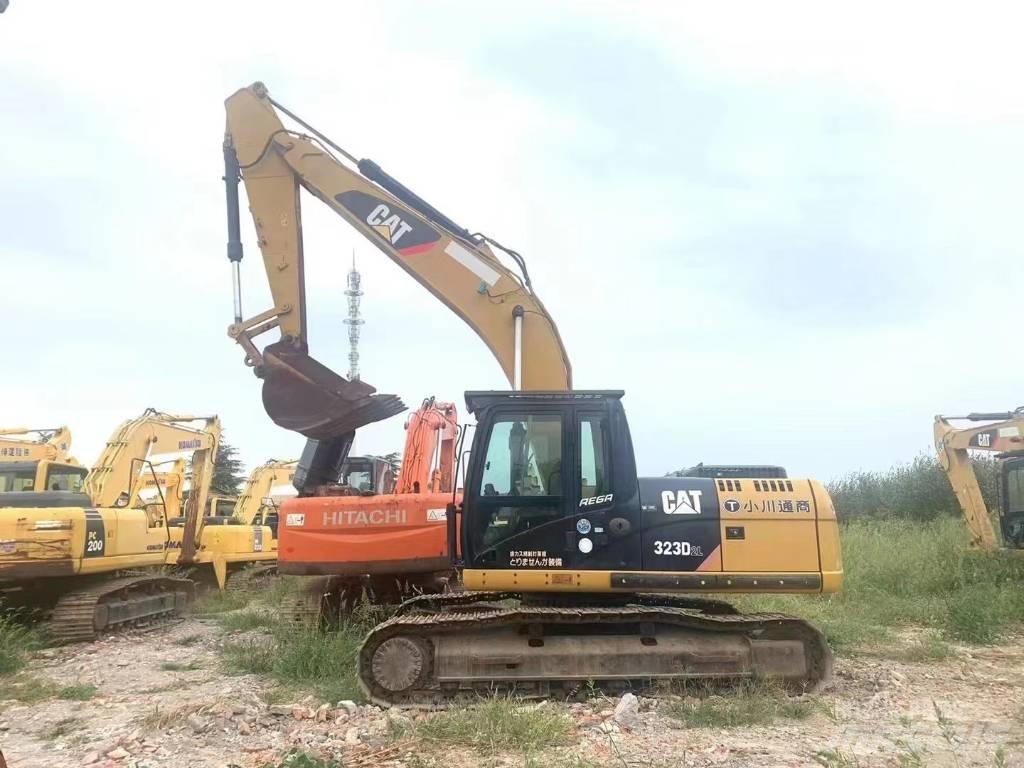 CAT 323D Crawler Excavators